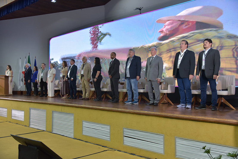 Presidente da ADIMP-MS participa do XIX Seminário Capixaba de Previdência e reforça convite para grandes eventos em Mato Grosso do Sul