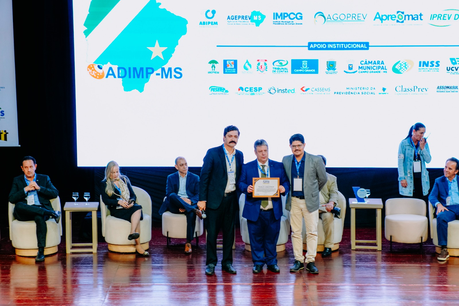 Moção de Congratulação destaca atuação do Ministério da Previdência Social e do DECOMP/INSS na abertura do 11º Congresso da ADIMP-MS, 3º Encontro Centro-Oeste da ABIPEM e o 6º ENCOPREV,